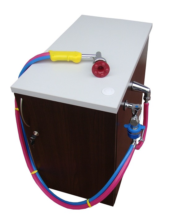 Stanowisko do pracy Aquavibron z obiegiem zamkniętym